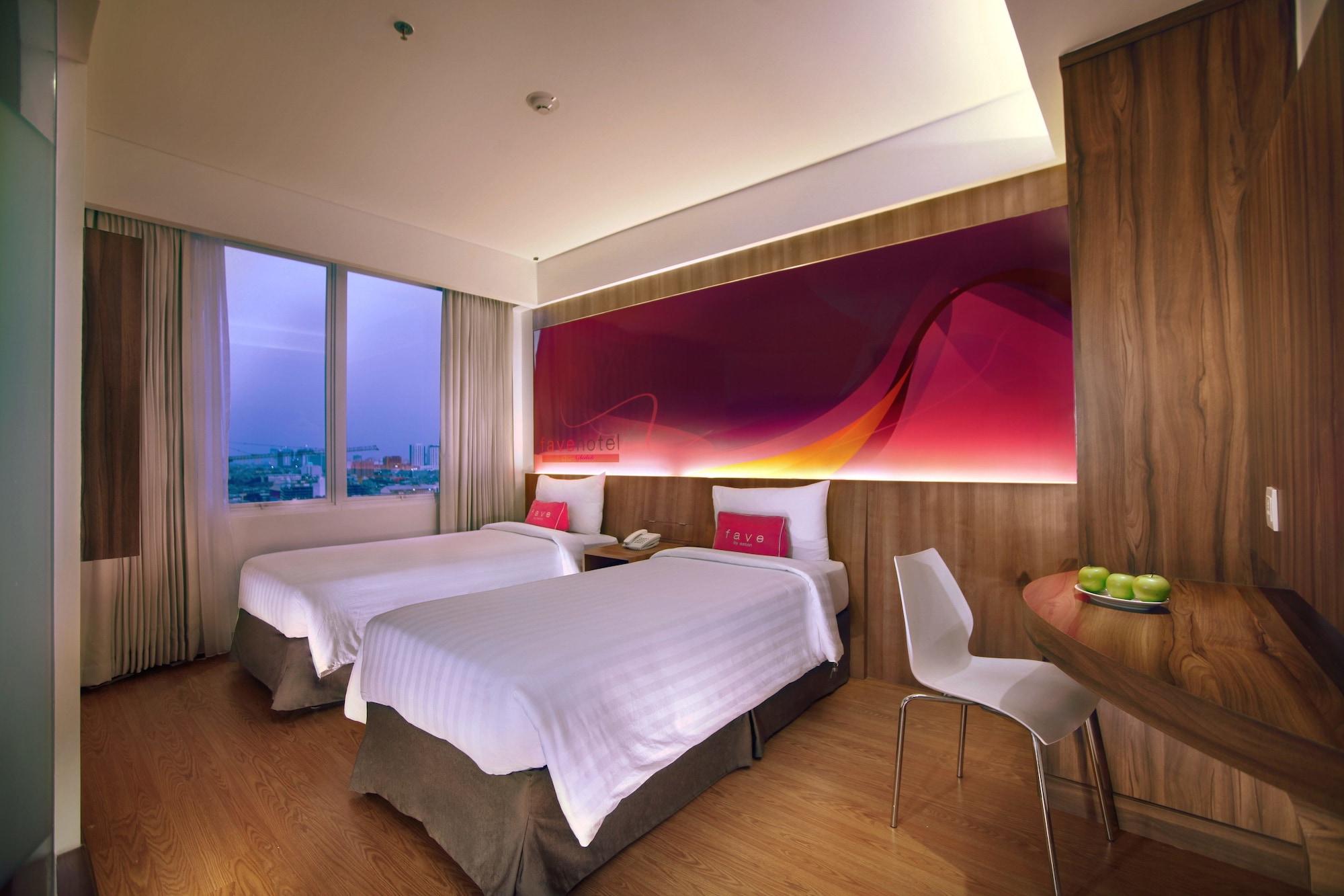 Favehotel Ltc Glodok Jakarta Exterior photo